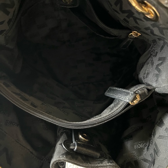 Michael Kors. Bag set - Picture 10 of 10
